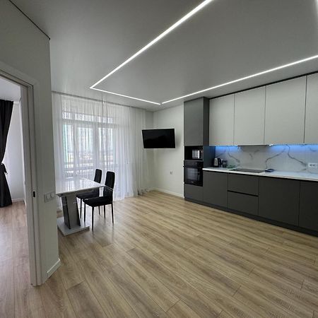 Апартаменти З Виглядом На Місто Lvov Exteriér fotografie